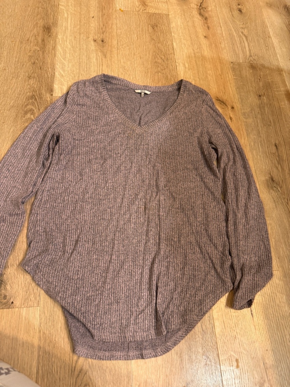 BKE Ribbed V-Neck Sweater Top - Mauve